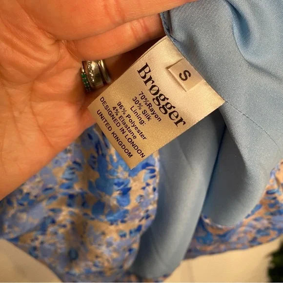 Brogger Vera Silk Viscose Jacquard Floral Mini Dress 6614 NWT Size Small